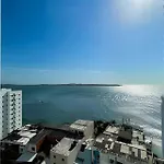 Apartaestudio con vista al mar!